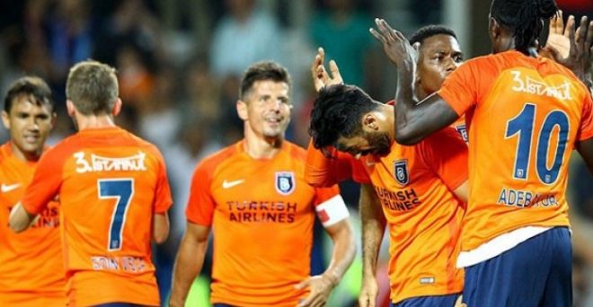 ΤΡΙΑΔΑ ΜΕ ΦΑΒΟΡΙ ΑΠΟ ΤΟ EUROPA LEAGUE