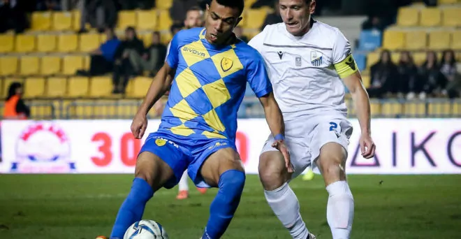 “ΜΠΟΜΠΑ” ΑΠΟ ΤΗ SUPER LEAGUE